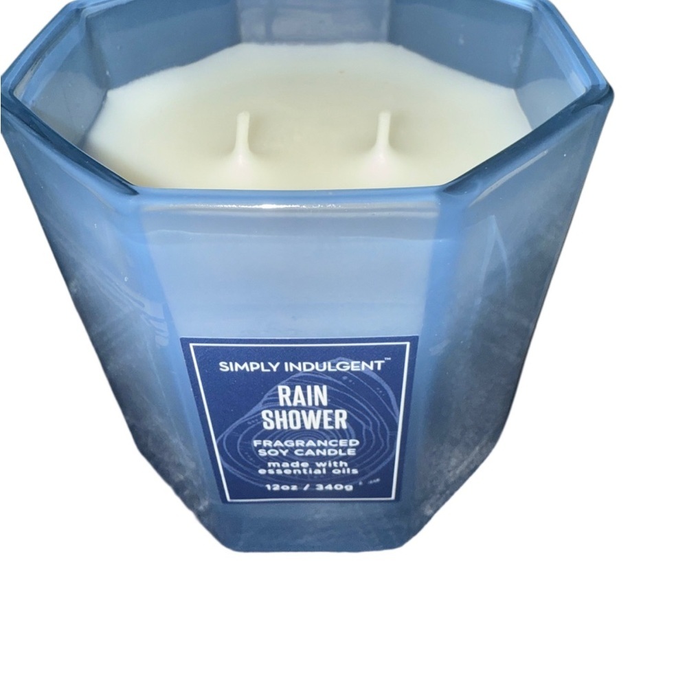 Simply Indulgent Rain Shower Fragranced 12oz Blue Candle
